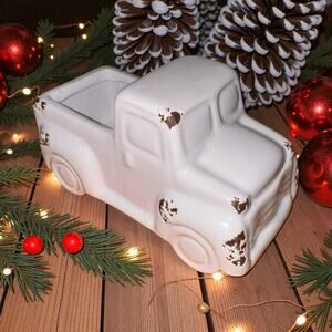 Farmhouse Ceramic Truck